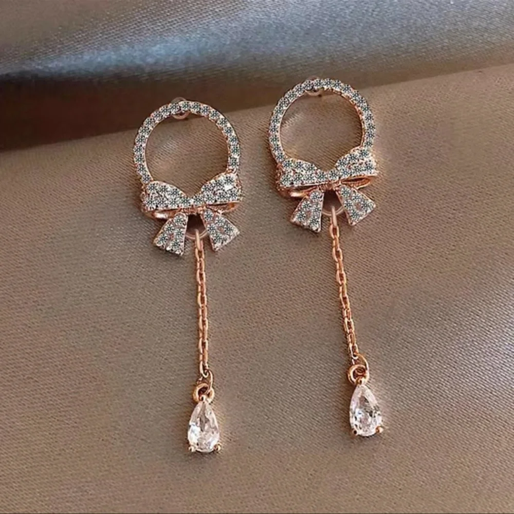 Elegant Bow Water Drop Pendant Stud Earrings